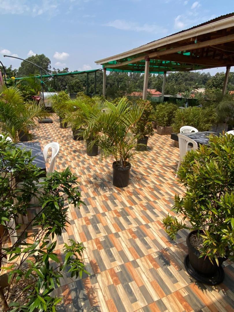 Javelin Hotel , Kampala, Uganda Tula Esterno foto